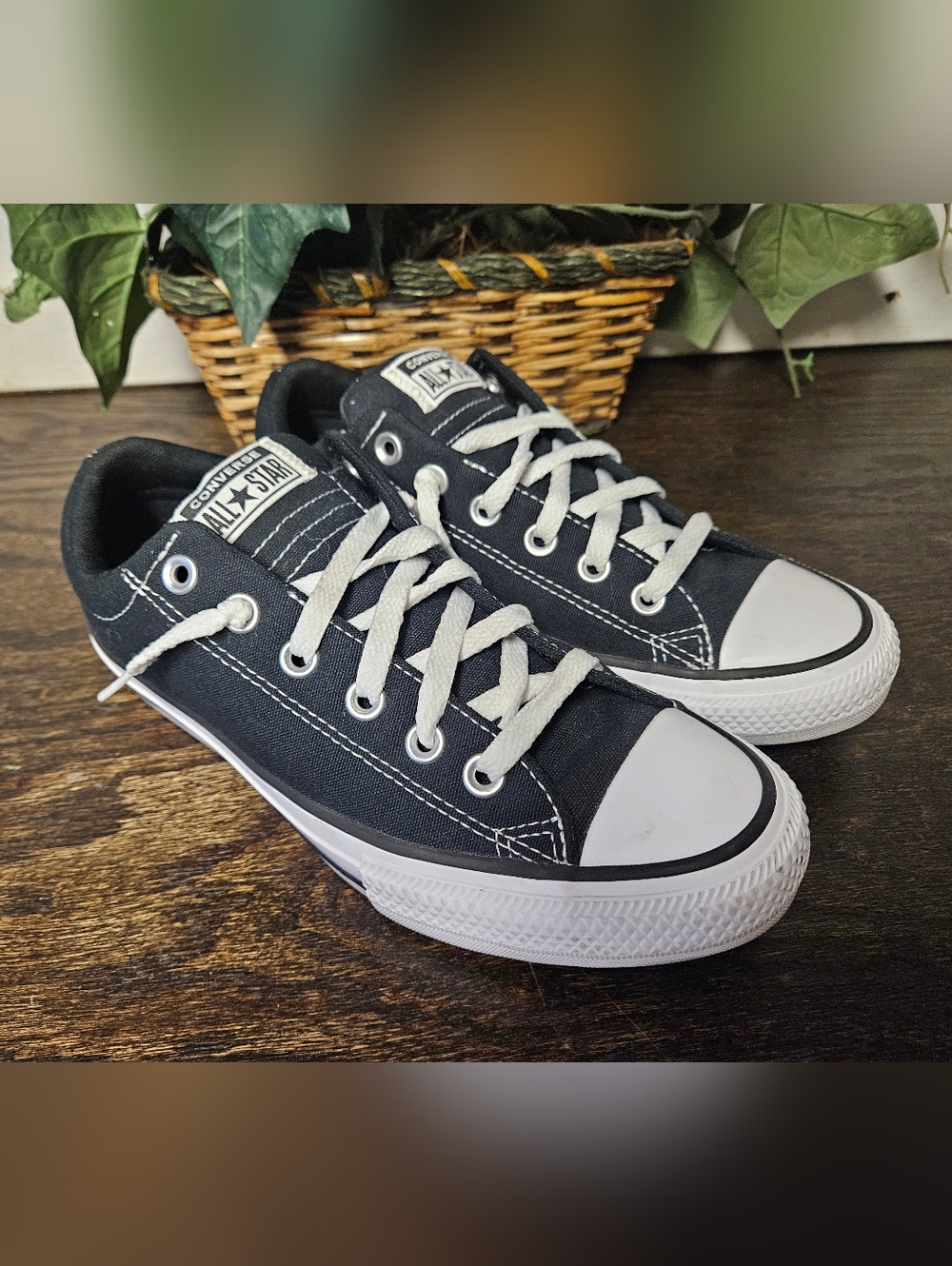 CONVERSE sneakers black youth size 6 EUC